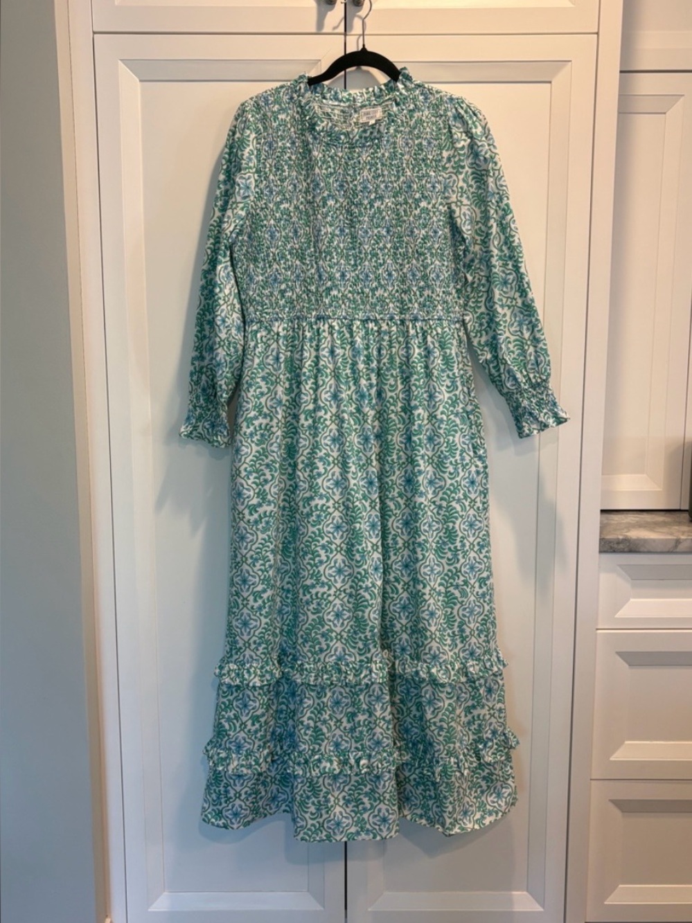 Pink City Prints Size Large  Green Long Sleeve Dress, New, washed but never worn
